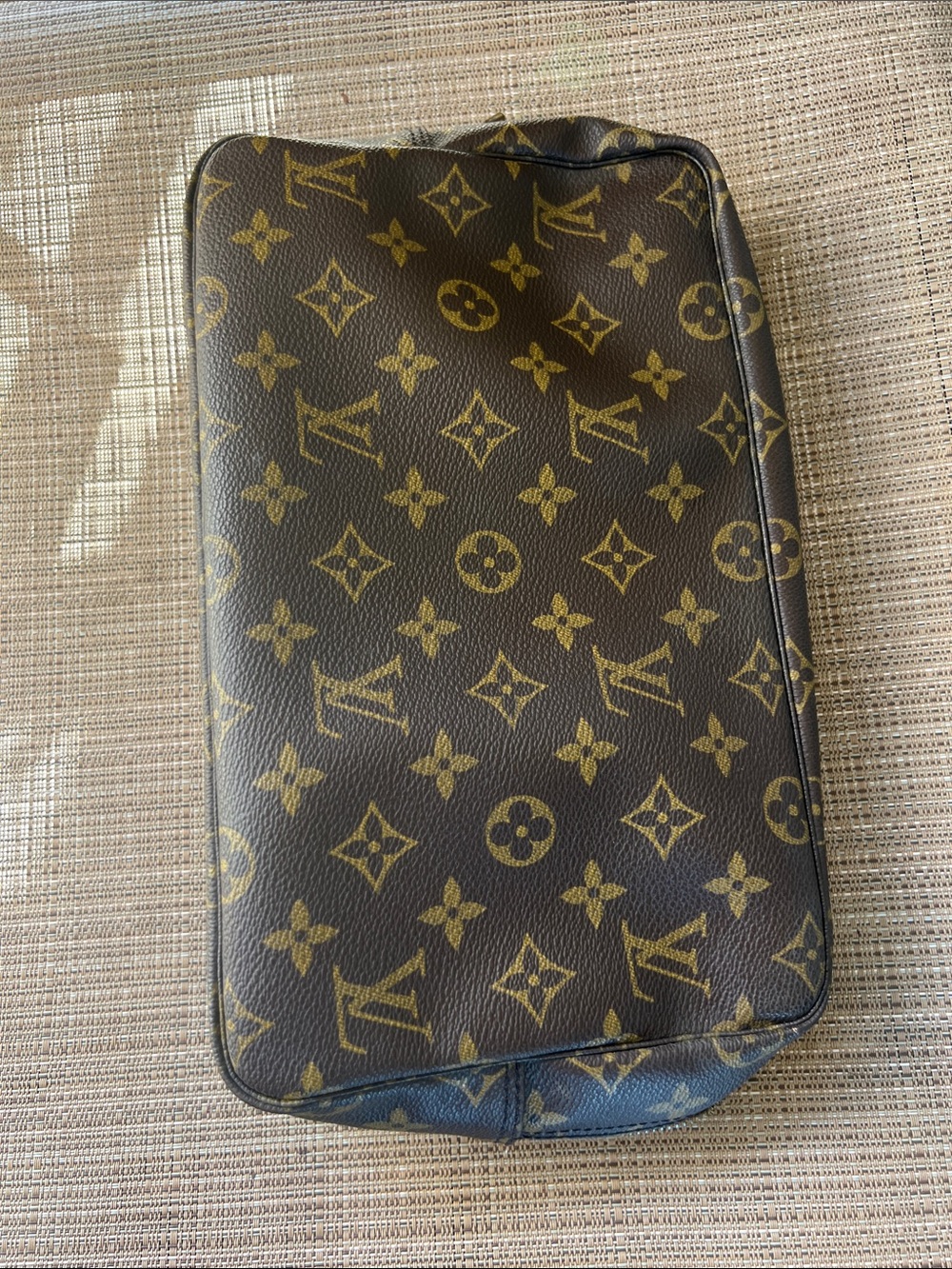 Extra large Louis Vuitton Monogram Canvas trousse 28 biggest cosmetic bag